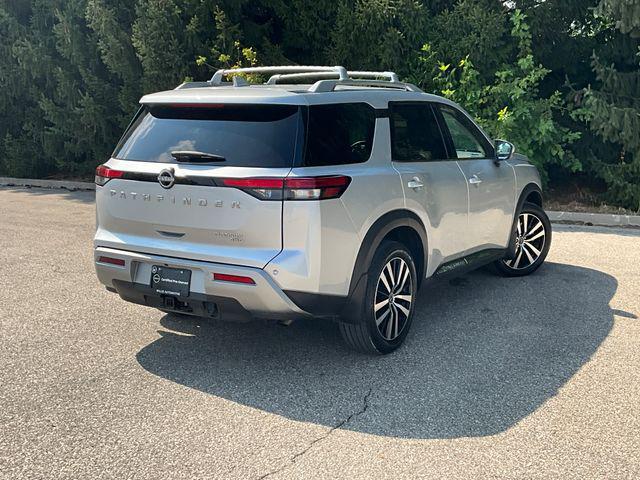 Photo of 2023 Brilliant Silver Metallic Nissan Pathfinder
