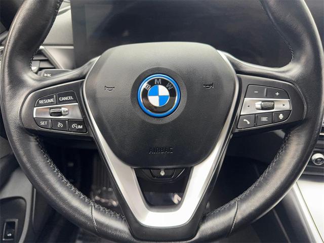 Photo of 2023 Black Sapphire Metallic BMW i4 Gran Coupe