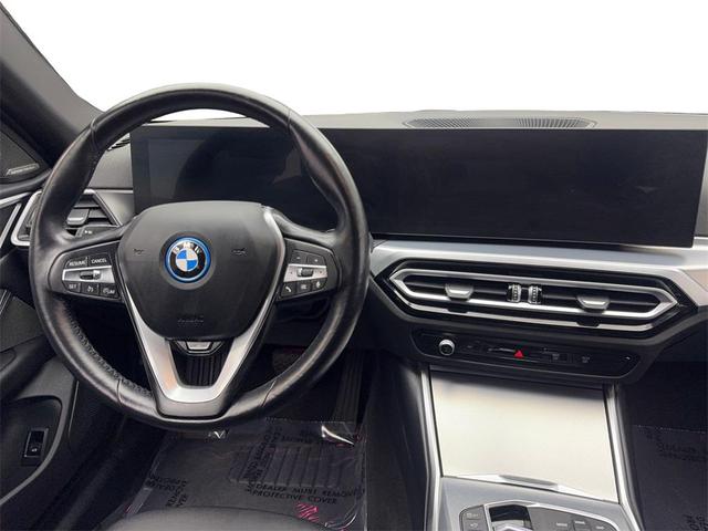 Photo of 2023 Black Sapphire Metallic BMW i4 Gran Coupe