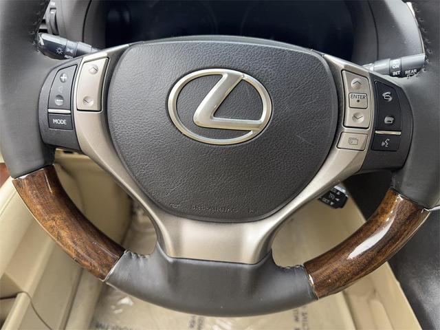 Photo of 2015 Champagne Lexus RX 350