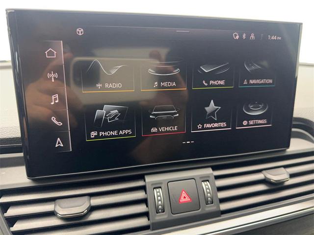 Photo of 2022 Ibis White Audi Q5