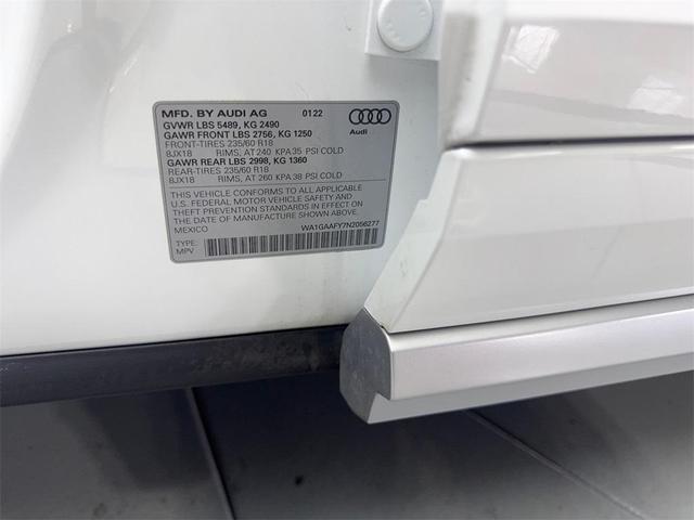 Photo of 2022 Ibis White Audi Q5
