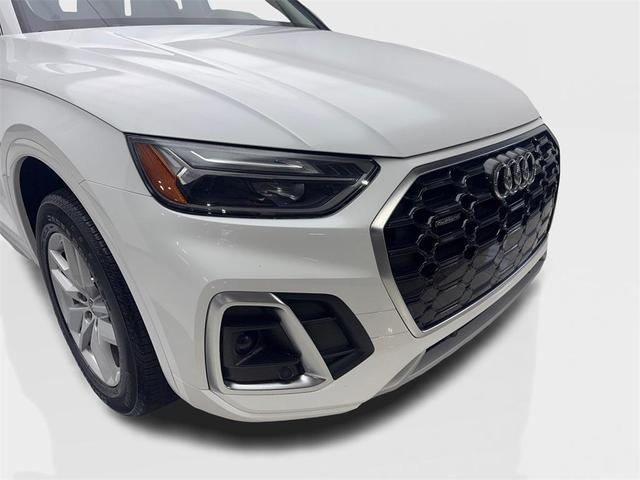 Photo of 2022 Ibis White Audi Q5