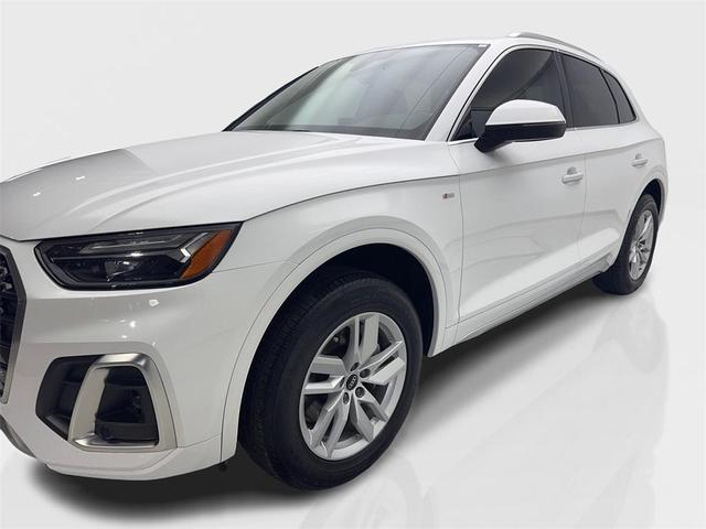 Photo of 2022 Ibis White Audi Q5