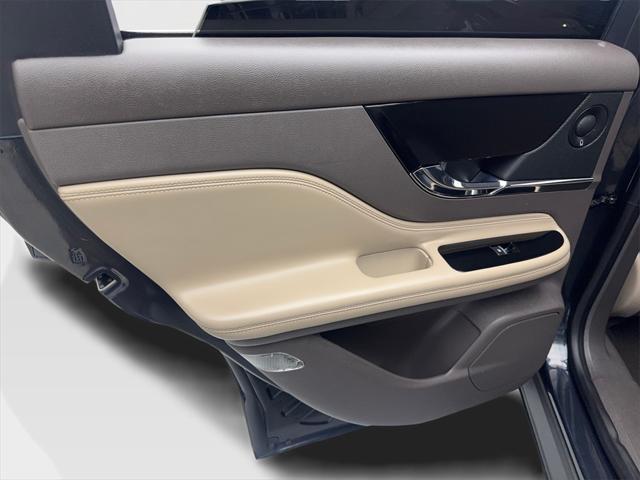 Photo of 2021 Blue Lincoln Corsair