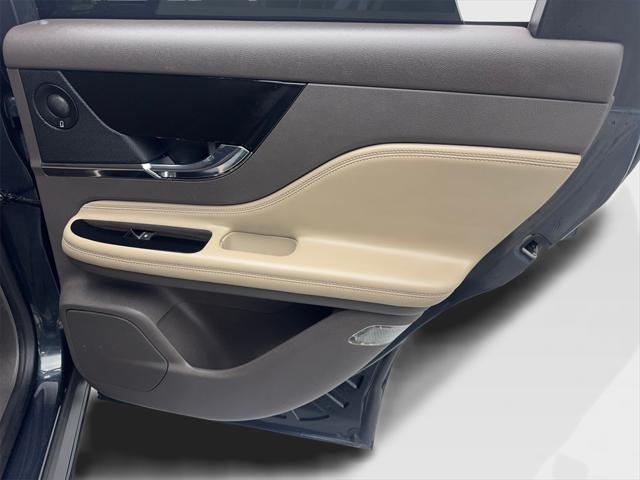 Photo of 2021 Blue Lincoln Corsair