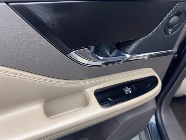 Photo of 2021 Blue Lincoln Corsair