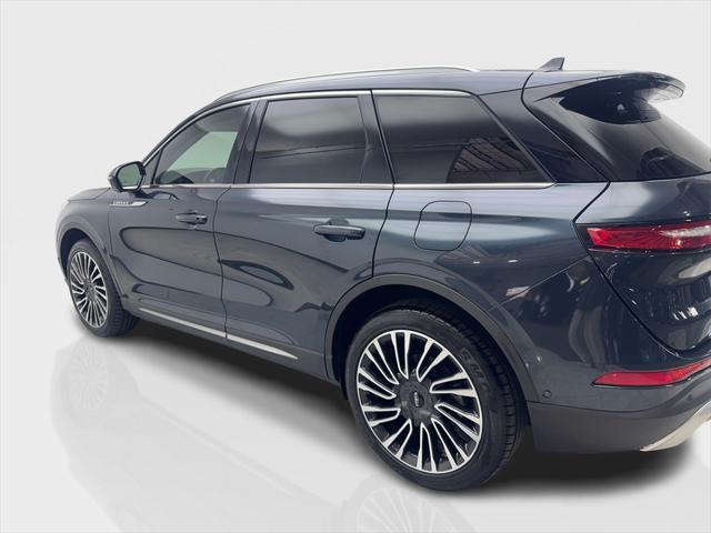 Photo of 2021 Blue Lincoln Corsair