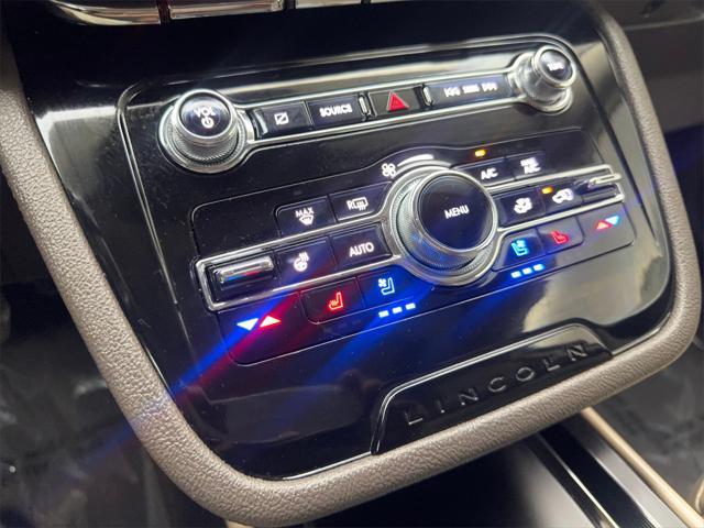 Photo of 2021 Blue Lincoln Corsair