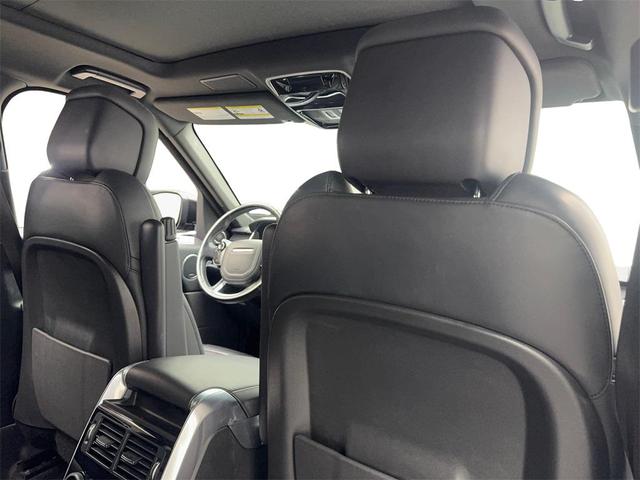 Photo of 2022 White Land Rover Range Rover Sport