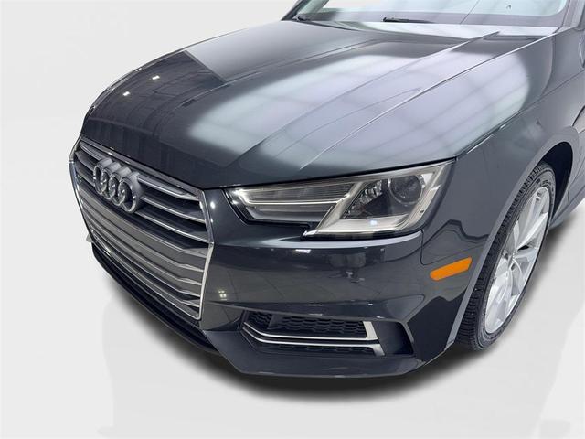 Photo of 2018 Gray Metallic Audi A4