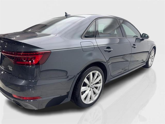 Photo of 2018 Gray Metallic Audi A4