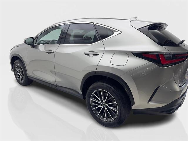 Photo of 2022 Atomic Silver Lexus NX 350