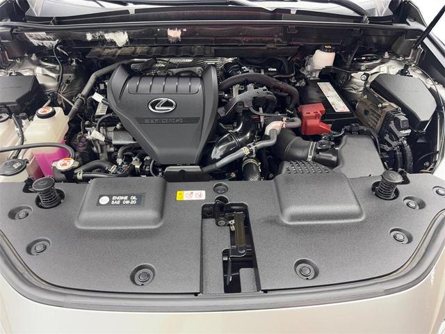 Photo of 2022 Atomic Silver Lexus NX 350