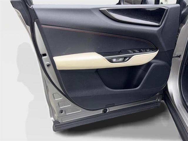 Photo of 2022 Atomic Silver Lexus NX 350