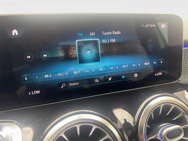 Photo of 2020 White Mercedes-Benz GLB 250