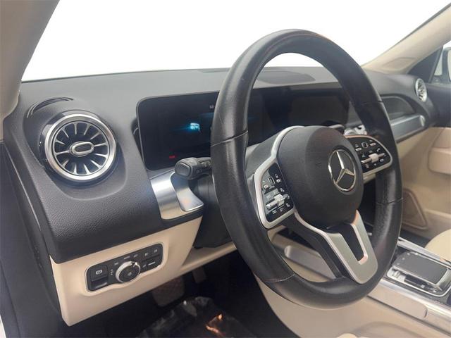 Photo of 2020 White Mercedes-Benz GLB 250