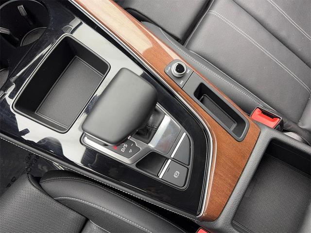 Photo of 2022 Gray Metallic Audi A5 Sportback
