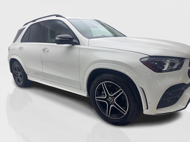 Photo of 2022 White Mercedes-Benz GLE 350