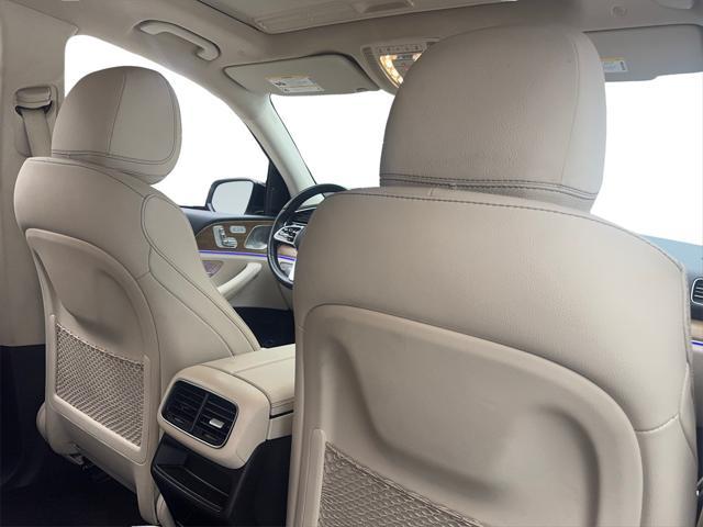 Photo of 2022 White Mercedes-Benz GLE 350