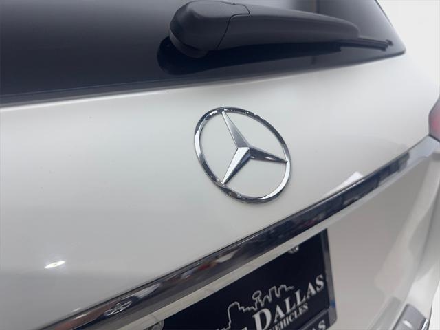 Photo of 2022 White Mercedes-Benz GLE 350