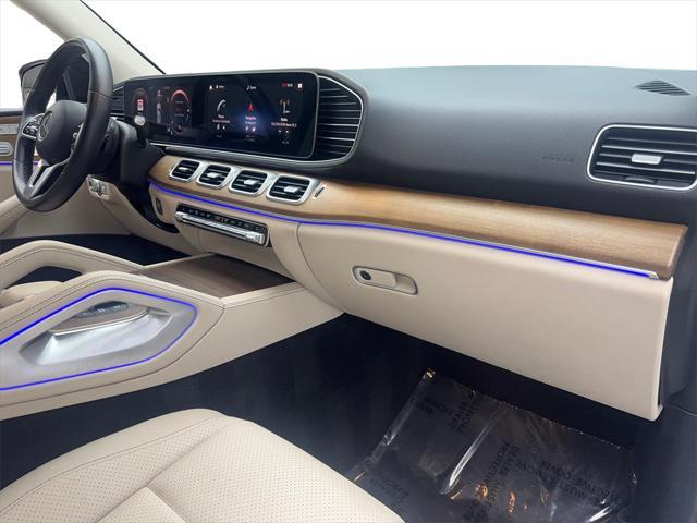 Photo of 2022 White Mercedes-Benz GLE 350