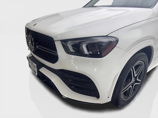 Photo of 2022 White Mercedes-Benz GLE 350