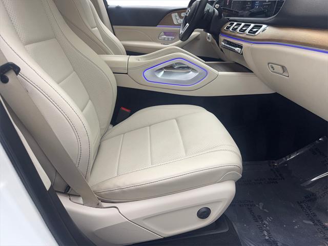 Photo of 2022 White Mercedes-Benz GLE 350