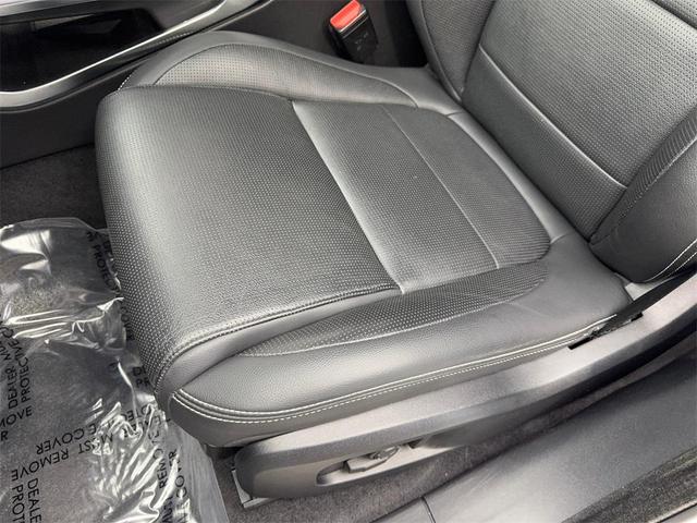 Photo of 2024 White Jaguar F-PACE