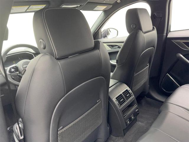 Photo of 2024 White Jaguar F-PACE