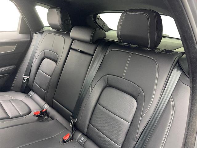 Photo of 2024 White Jaguar F-PACE