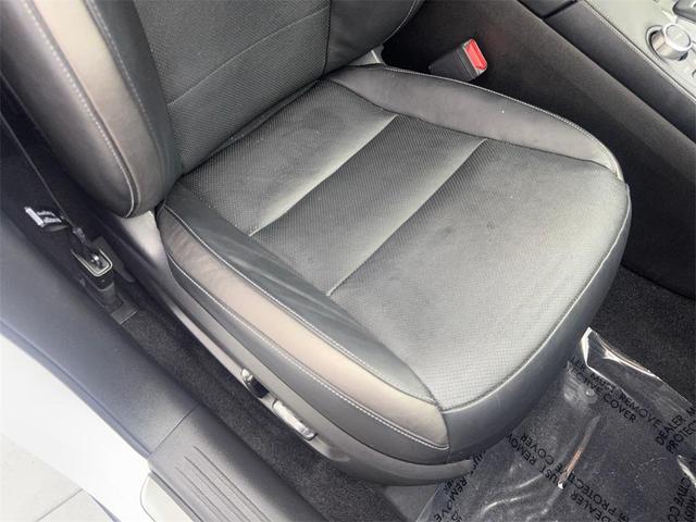 Photo of 2023 Radiant White INFINITI QX50