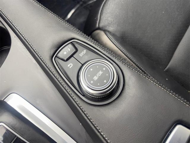 Photo of 2023 Radiant White INFINITI QX50
