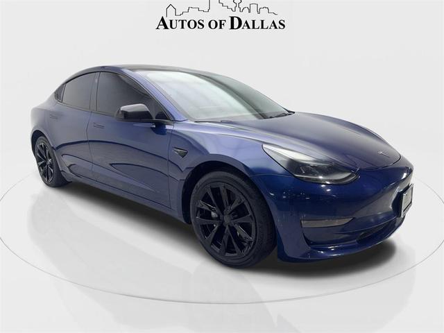 Photo of 2023 Deep Blue Metallic Tesla Model 3