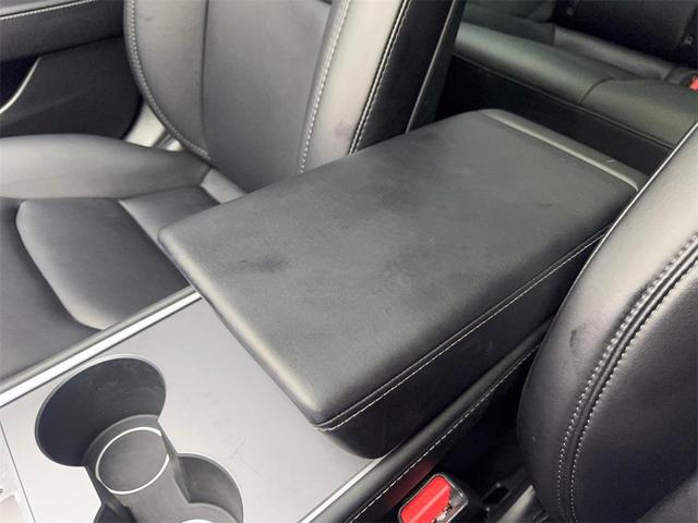 Photo of 2023 Deep Blue Metallic Tesla Model 3