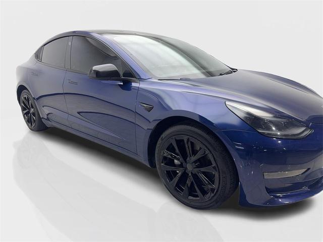 Photo of 2023 Deep Blue Metallic Tesla Model 3