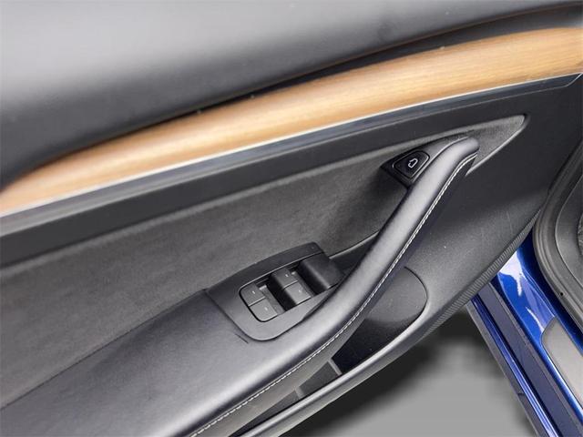 Photo of 2023 Deep Blue Metallic Tesla Model 3