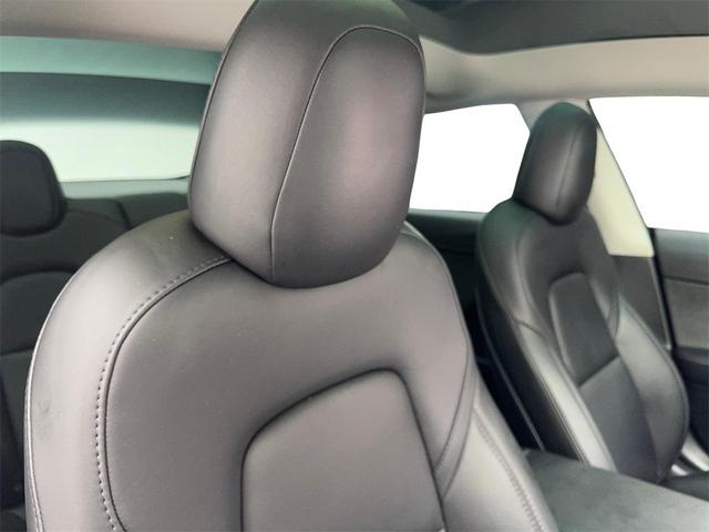 Photo of 2023 Deep Blue Metallic Tesla Model 3