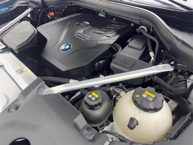 Photo of 2022 Jet Black BMW X3