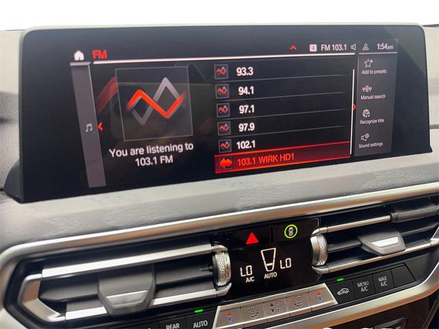 Photo of 2022 Jet Black BMW X3