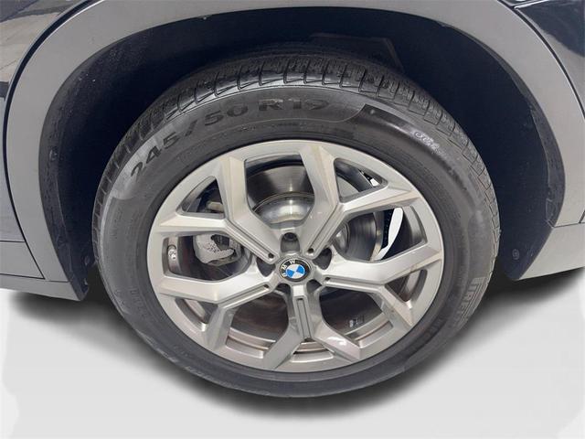 Photo of 2022 Jet Black BMW X3
