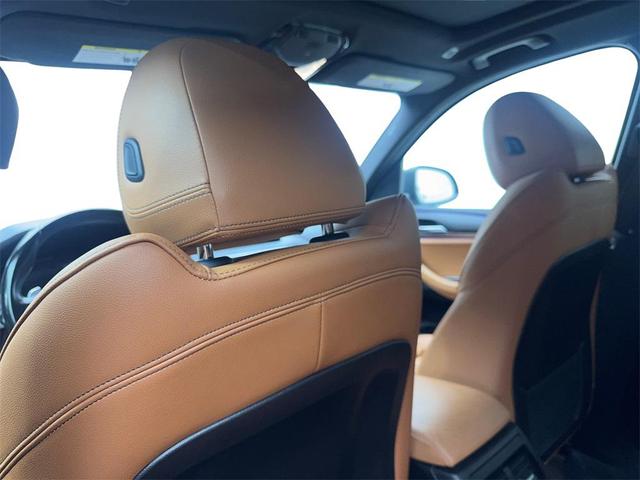 Photo of 2022 Jet Black BMW X3