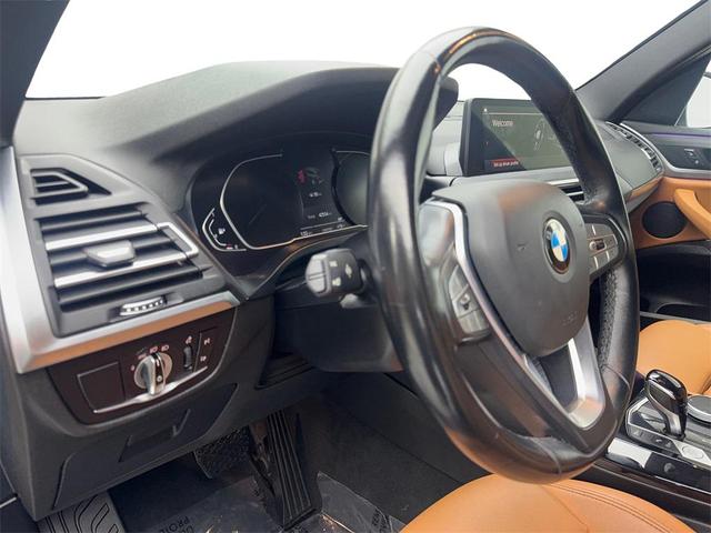Photo of 2022 Jet Black BMW X3
