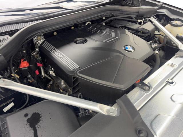 Photo of 2022 Jet Black BMW X3