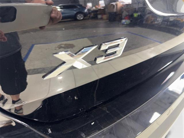 Photo of 2022 Jet Black BMW X3