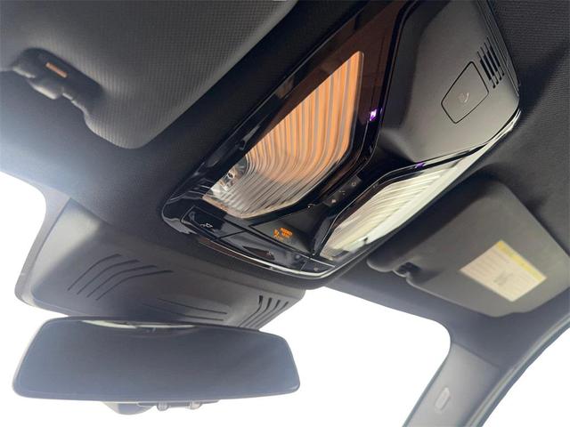 Photo of 2022 Jet Black BMW X3