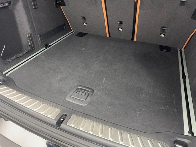 Photo of 2022 Jet Black BMW X3