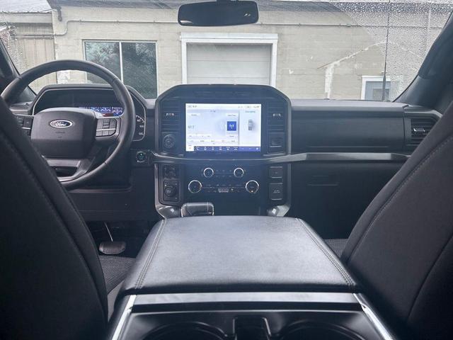 Photo of 2023 Oxford White Ford F-150