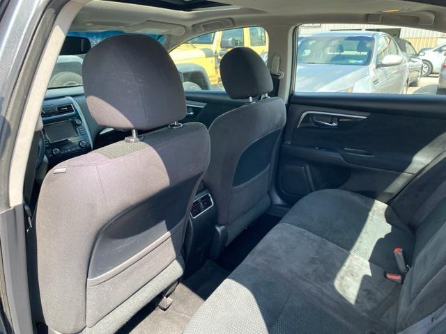 Photo of 2014 Gun Metallic Nissan Altima
