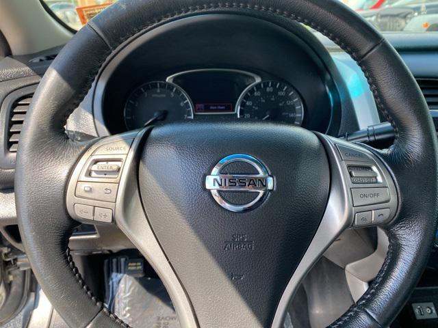 Photo of 2014 Gun Metallic Nissan Altima